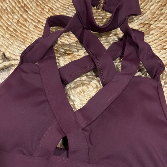 L’urv Strappy Sports Bra - Picture 3 of 5